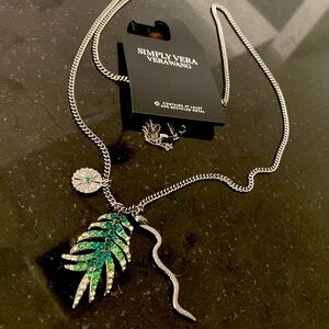 NWT Vera Wang Simulated White & Green Crystal Snake,Leaf & Flower Charm Necklace